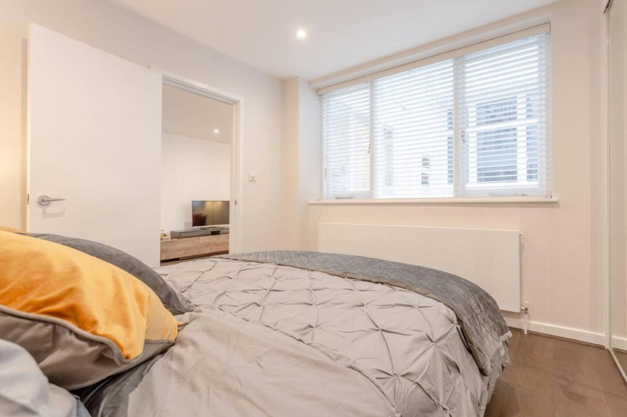 Ferienwohnung Modern Flat In The Heart Of West London Exterior foto