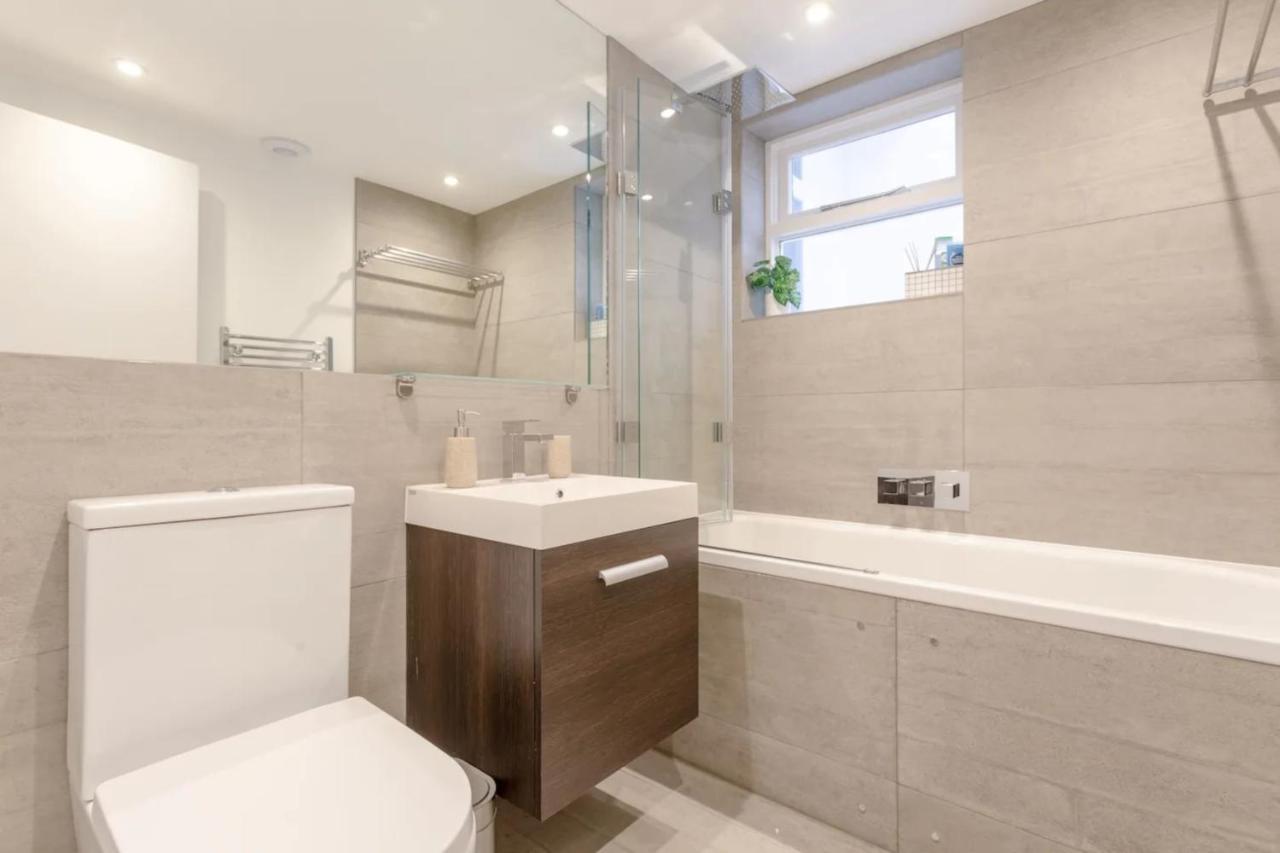 Ferienwohnung Modern Flat In The Heart Of West London Exterior foto