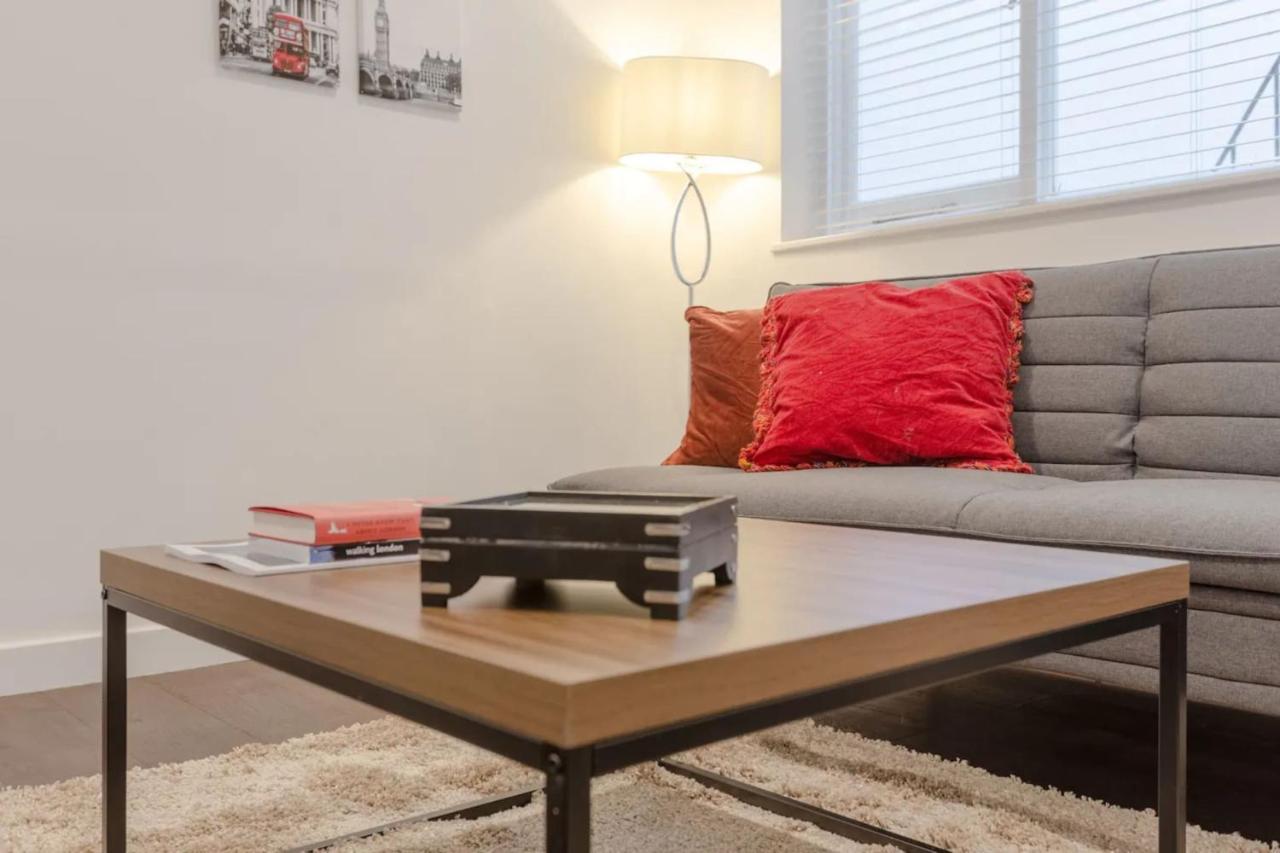 Ferienwohnung Modern Flat In The Heart Of West London Exterior foto